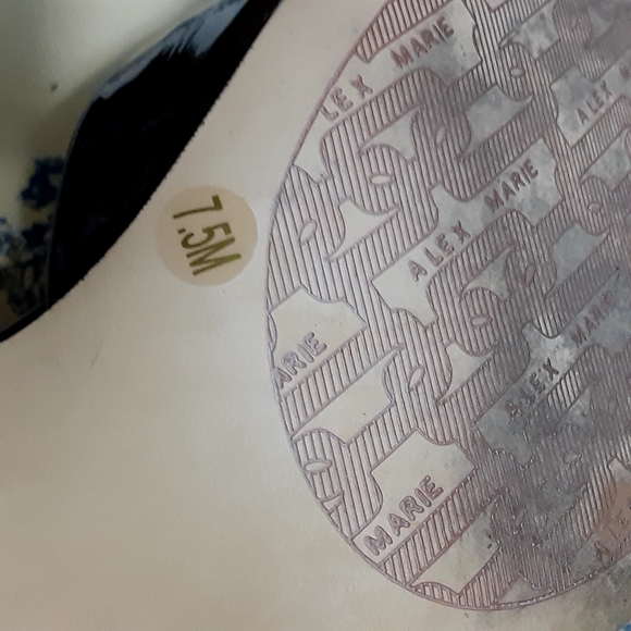 ALEX MARIE Brown Patent Open Toe Heels 7 1/2 M - Picture 8 of 10